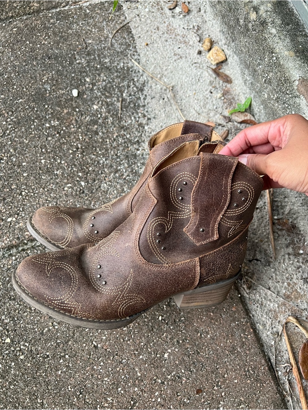 Sterling river boots size 7.5